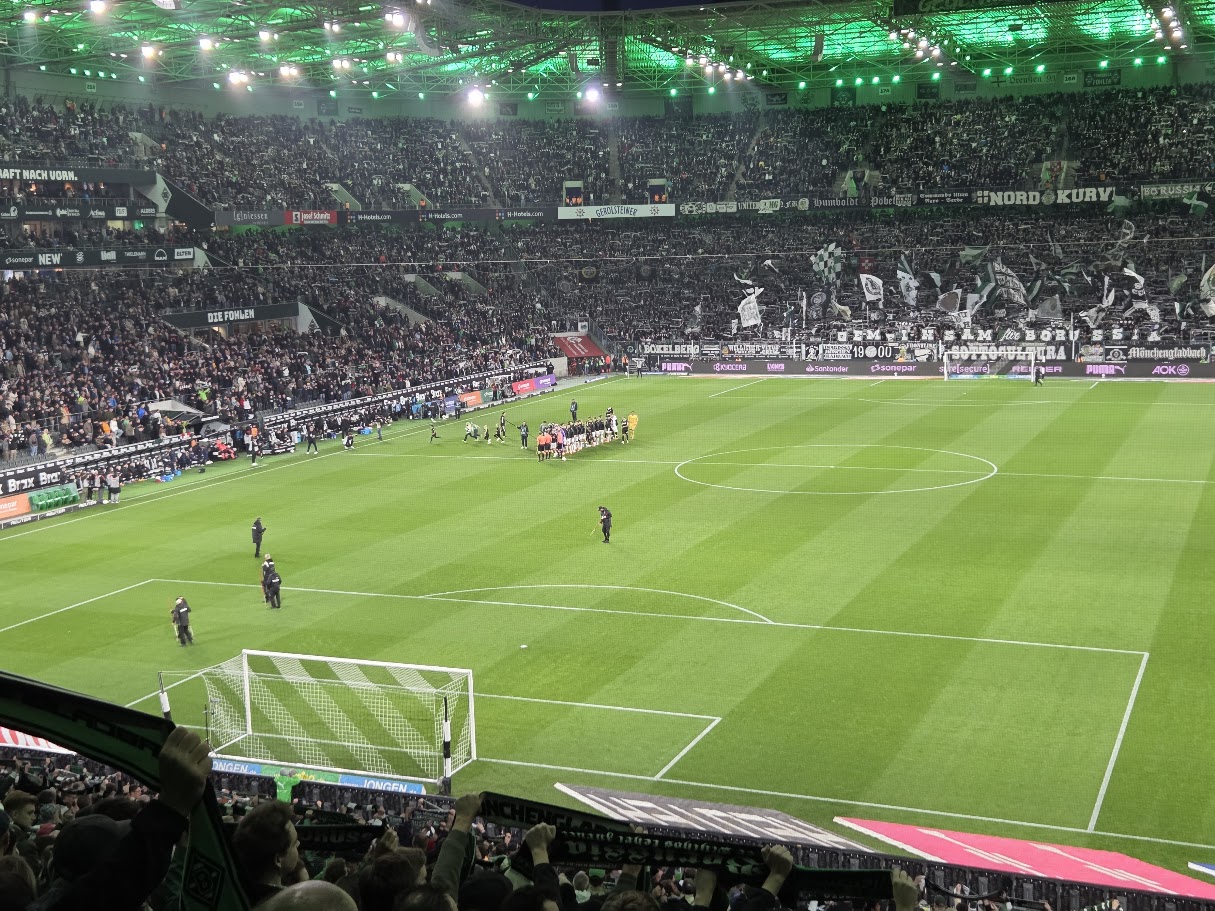 Nordkurve, halsdukar och 54 000 röster.